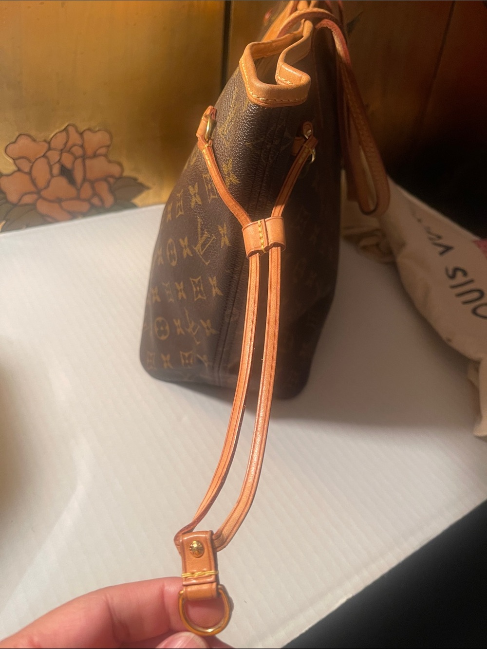 Louis Vuitton Neverfull - Picture 5 of 17